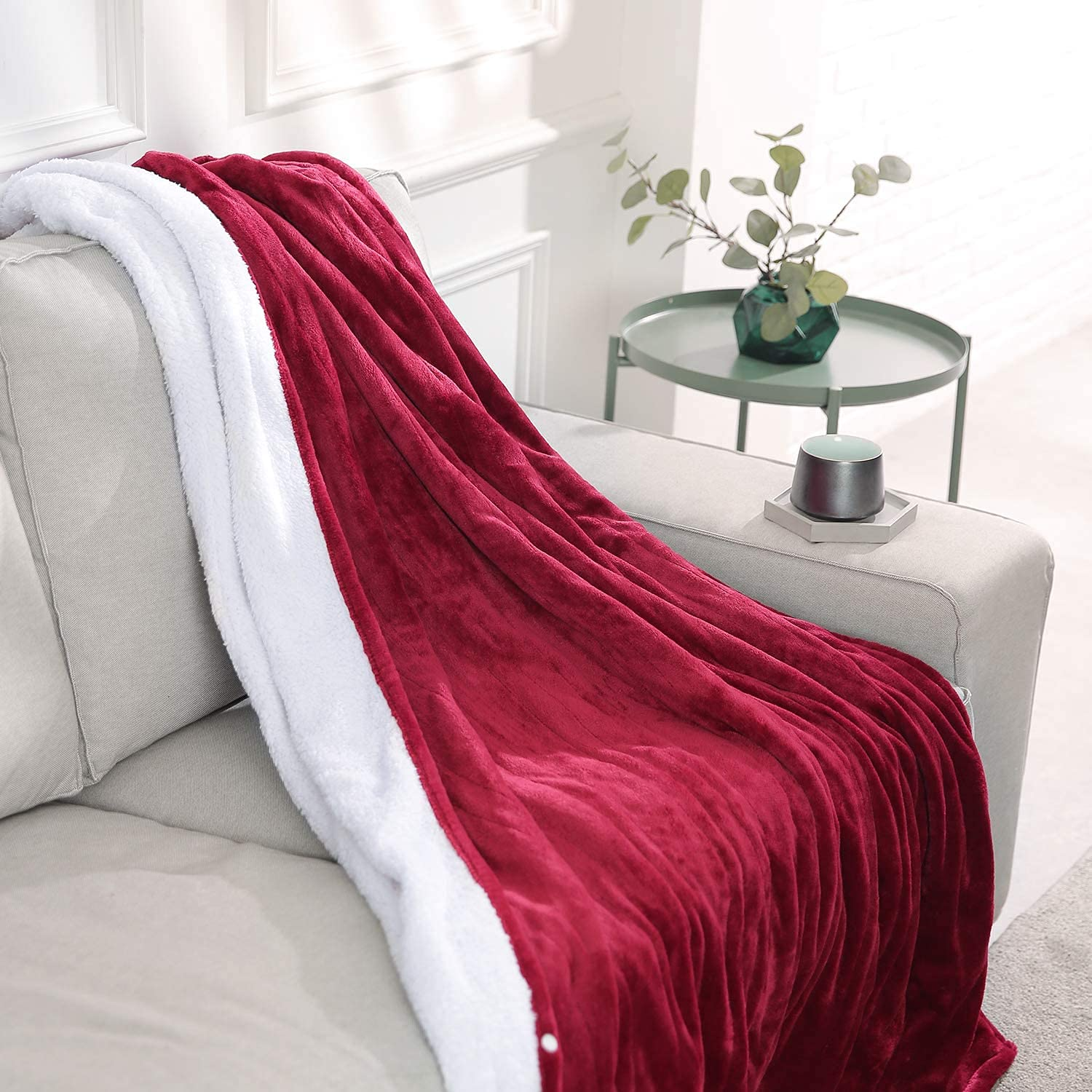 Load image into Gallery viewer, Electric Blanket Heated Throw Flannel & Sherpa Reversible Fast Heating Blanket 50" x 60"