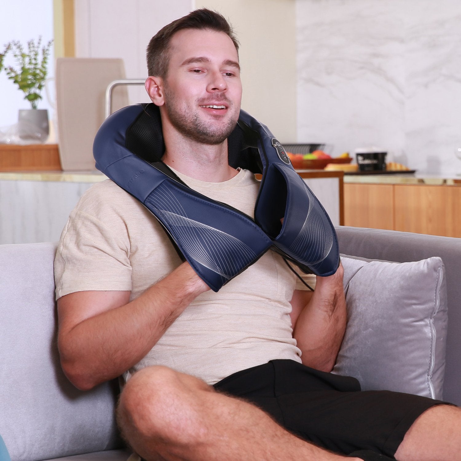 Load image into Gallery viewer, Naipo Shoulder Massager Souvenir Edition - NAIPO