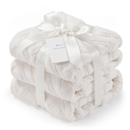 MARNUR Extra Large Throw Blanket 50"x 70", Soft Lightweight Jacquard 340GSM Sherpa Fleece Blanket, Cozy Throw Blanket for Couch, Office, Car, Travel, White