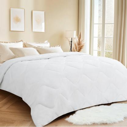 MARNUR All Season Comforter Lightweight, Breathable Down Alternative Duvet Insert Quilting Queen Size - White