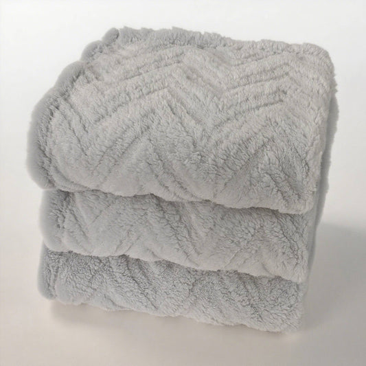 MARNUR Throw Blanket 50"x70" for Couch, Super Soft Cozy Blankets with Herringbone Design, Lightweight Plush All Season Use ,Gray