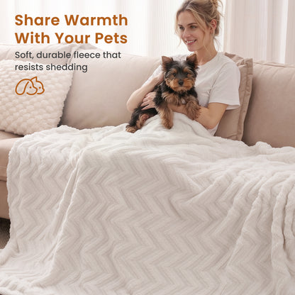 MARNUR Extra Large Throw Blanket 50"x 70", Soft Lightweight Jacquard 340GSM Sherpa Fleece Blanket, Cozy Throw Blanket for Couch, Office, Car, Travel, White
