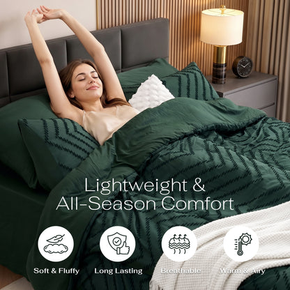 MARNUR Comforter Set Queen Size, 7 Pieces Boho Tufted Bed in a Bag Prewashed Cotton-Like Soft Bedding Set with Comforter, Sheets, Pillowcases & Shams, Emerald Green